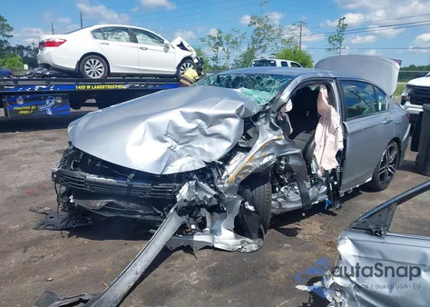 2016 Honda Accord Sport z USA, uszkodzony, nr VIN 1HGCR2F58GA155841